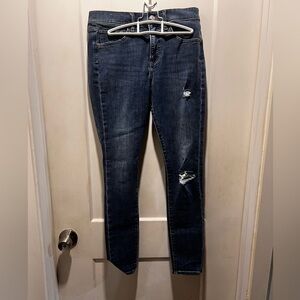 Express size 4L jeans. Distresses and 4 way stretch